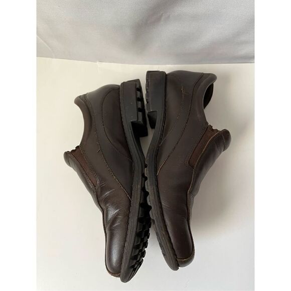 Brown Comfy Flat shoes - Picture 6 of 9